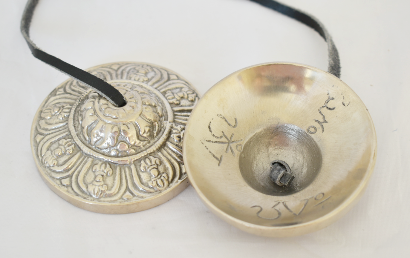 2.8" Silver Vajra embossed NHZ Tingsha image 6