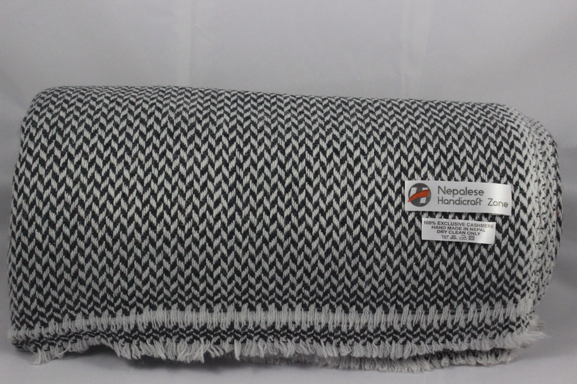 NHZ Natural Himalayan Cashmere Throw/ Blanket 54" x 108"(Black Chunky) image 2