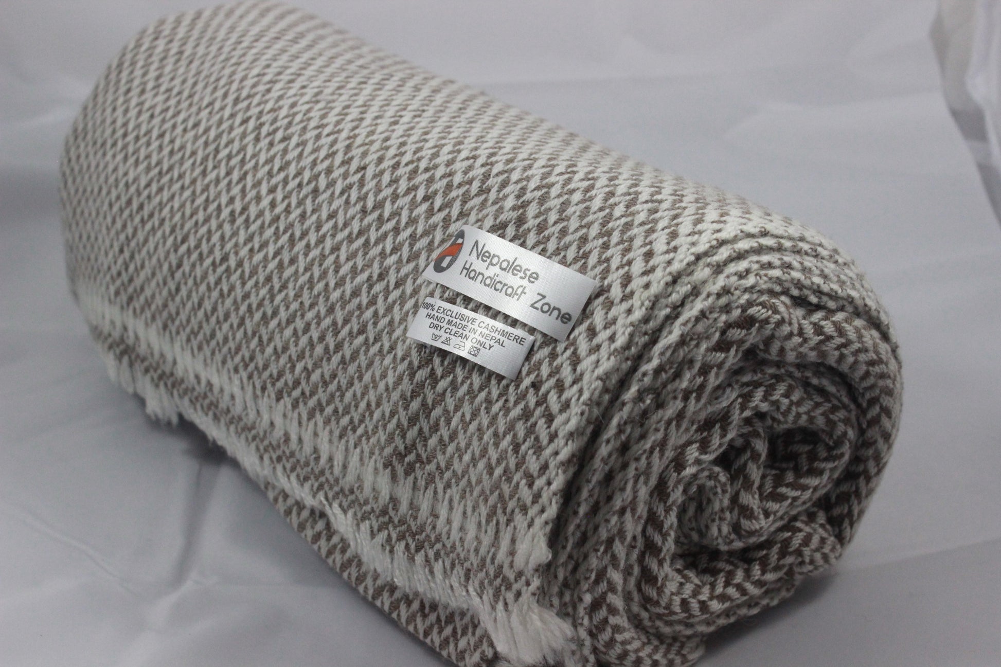 NHZ Natural Himalayan Cashmere Throw/ Blanket 54" x 108"(Maroon Chunky) image 7